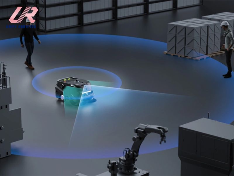 Robot PUDU MT1 phù hợp với môi trường công nghiệp, diện tích rộng, cần tốc độ và ít bảo trì.