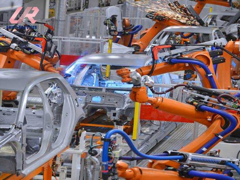 Robot công nghiệp giúp nâng cao năng suất và rút ngắn thời gian sản xuất