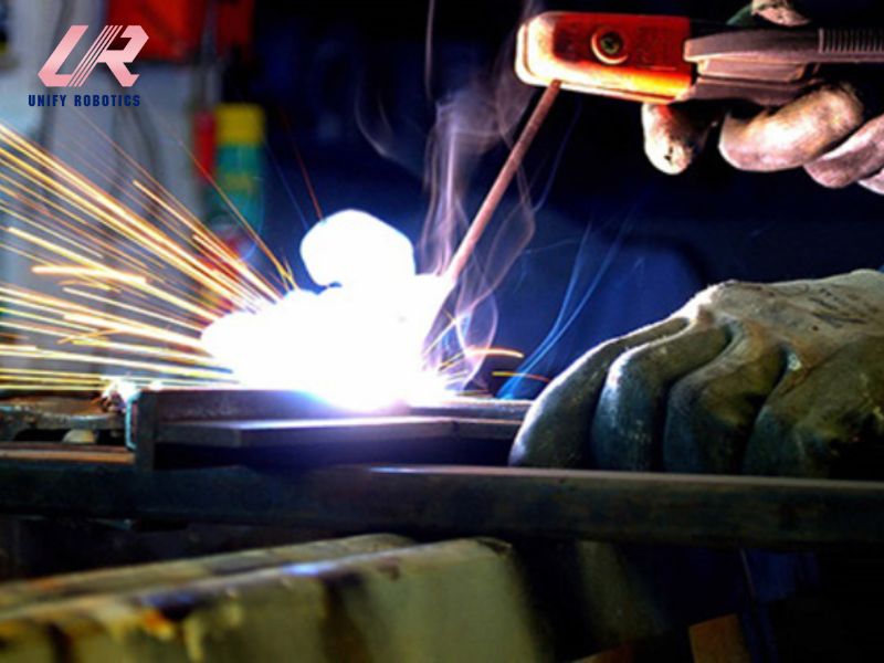 KHÁM PHÁ CÔNG NGHỆ MỚI HIỆN ĐẠI TRONG CÁC DÒNG MÁY HÀN KIM LOẠI